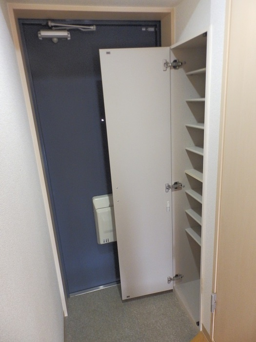 Ｂ－ＯＮＥの玄関