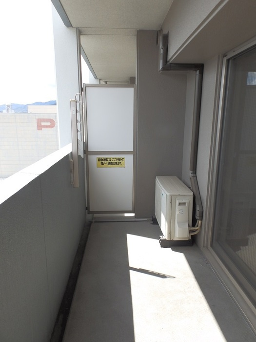 Ｂ－ＯＮＥのバルコニー