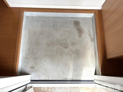 【エントランス】 | シャーメゾン坪生南