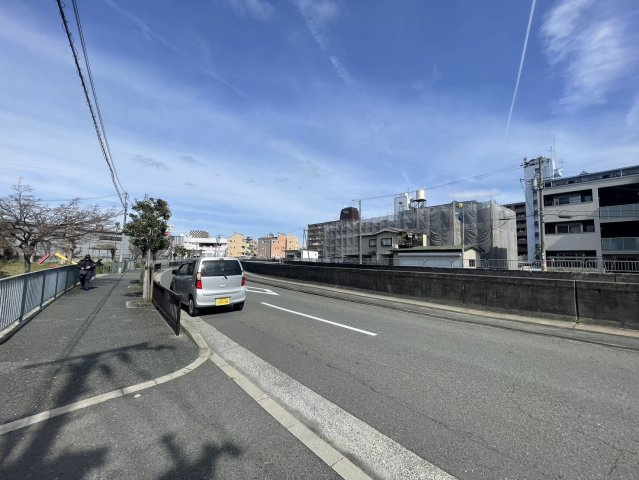 ループ千里丘の周辺