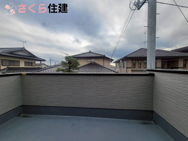 LIGARE　下都賀郡壬生町40期　2号棟のバルコニー|広々としたバルコニーでお洗濯もたくさん干せます♪