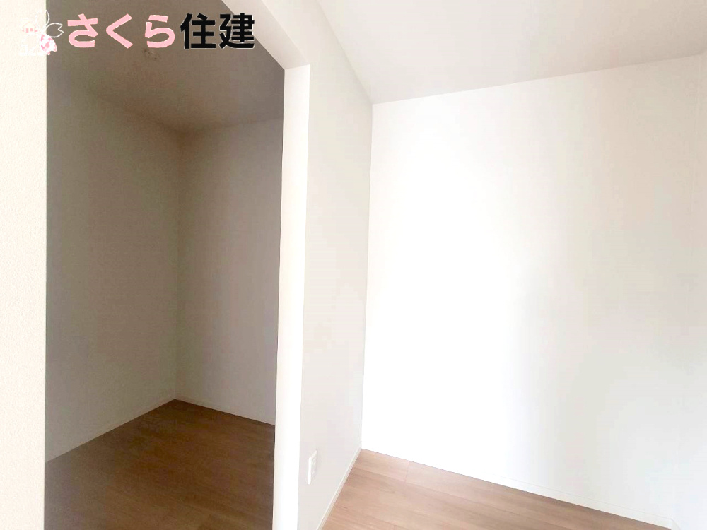 LIGARE　下都賀郡壬生町40期　2号棟の収納|２階　12帖の洋室には広々としたウォークインクローゼットを完備◎