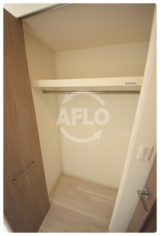 ララプレイス玉造パルクの収納|ララプレイス玉造パルク　クローゼット