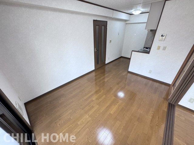 パレス国領の居間・リビング|他社様掲載物件もまとめてご紹介、ご案内可能です(^^)/