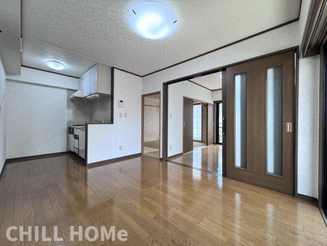 パレス国領の居間・リビング|他社様掲載物件もまとめてご紹介、ご案内可能です(^^)/