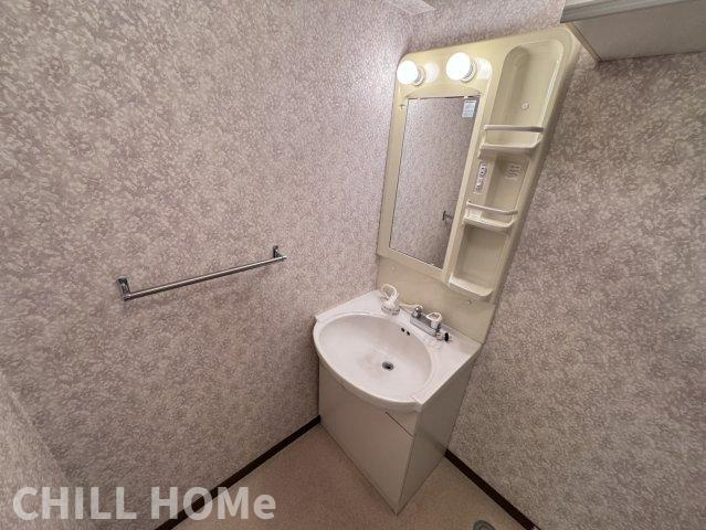 パレス国領の洗面所|他社様掲載物件もまとめてご紹介、ご案内可能です(^^)/