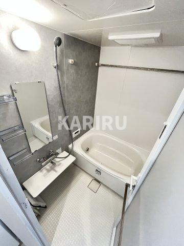 ベルンガーデン勝山北 の浴室