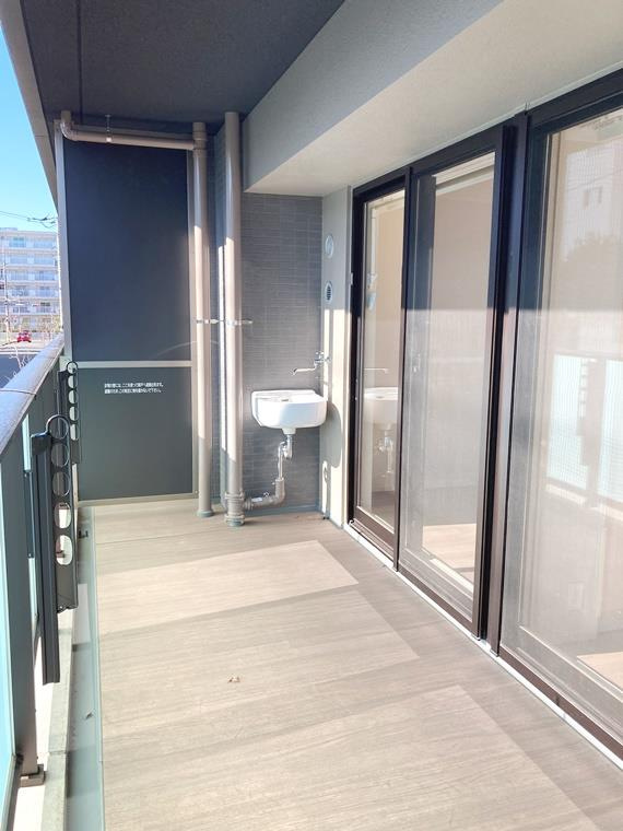 プラウド練馬光が丘公園のバルコニー