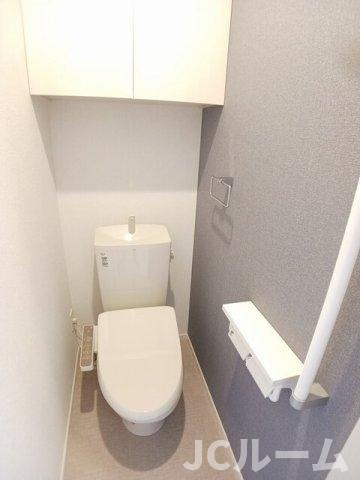 柏崎市北半田１丁目のアパートのトイレ