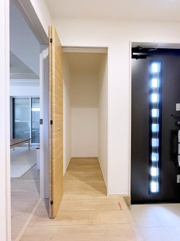 新築戸建・建売　本庄市下野堂　本庄南小・本庄南中の収納|奥行きのある収納付きで掃除機や季節物の大きいものなど収納可能です！