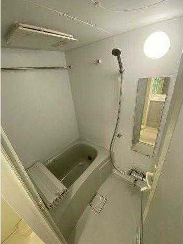 フレンシア浅草橋の浴室