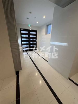 【エントランス】 | ZERO千代崎 | 落ち着いたエントランスです