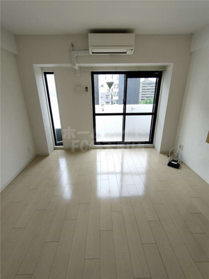 【居間・リビング】 | ZERO千代崎 | おしゃれな居間です