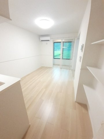 ウイング　Ｃの居間・リビング