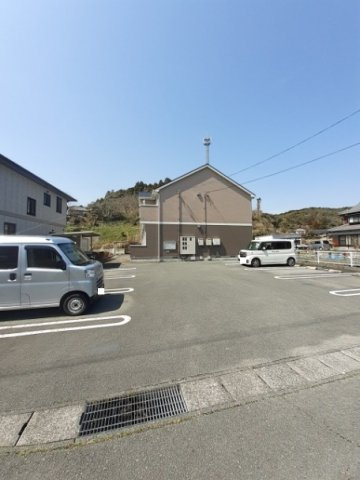 アルカディアＫ　Ⅱの駐車場