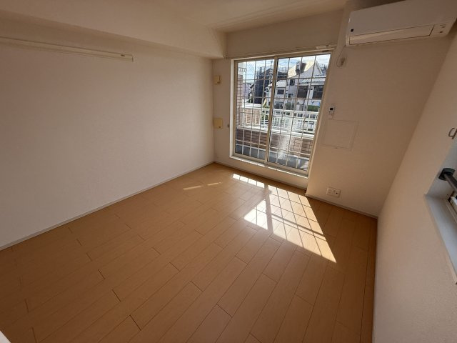 sunny tierra 仲蔵の居間・リビング