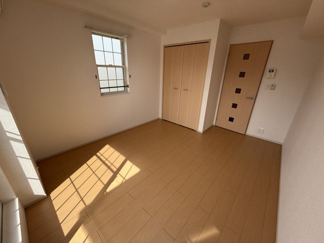 sunny tierra 仲蔵の寝室