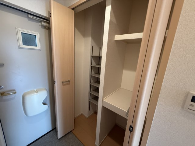 sunny tierra 仲蔵の収納