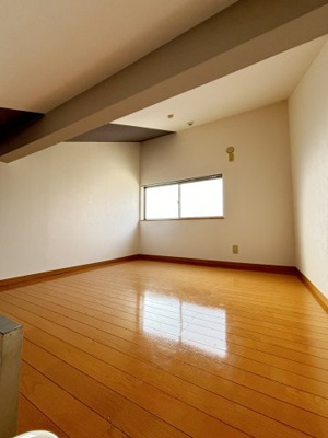 【寝室】 | ハーミッツ・セル大桐