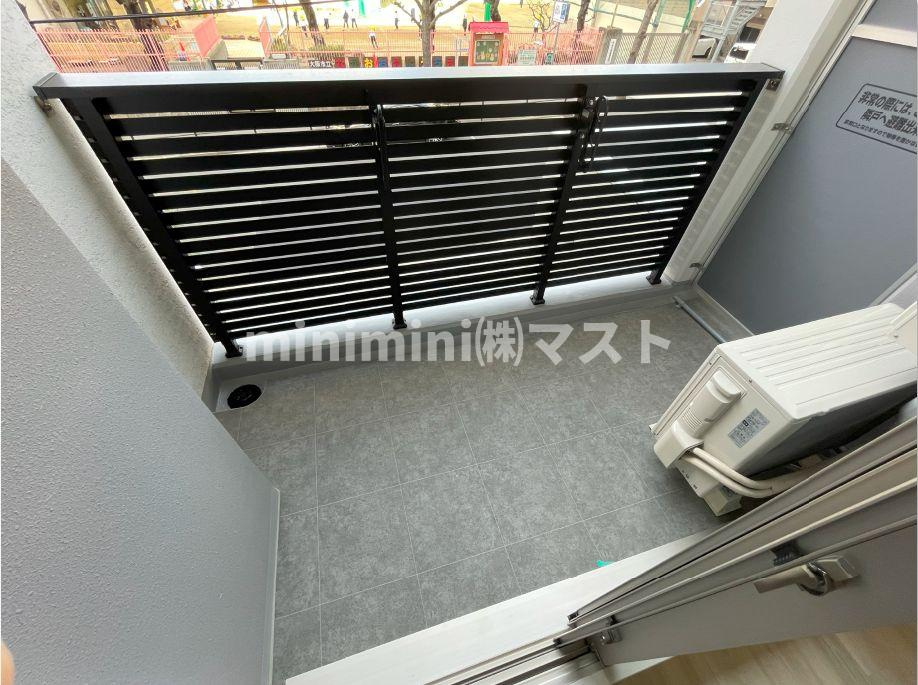 アーバネックス南新町のバルコニー