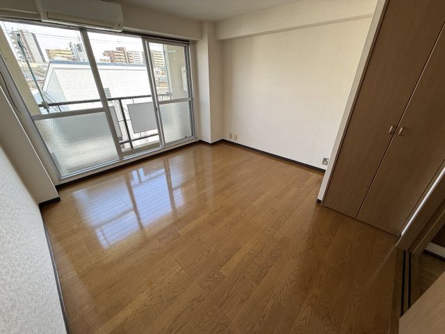 末広マンションの居間・リビング