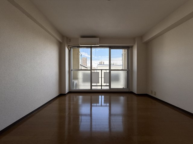 末広マンションの居間・リビング