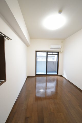 プレサンス西心斎橋の内装