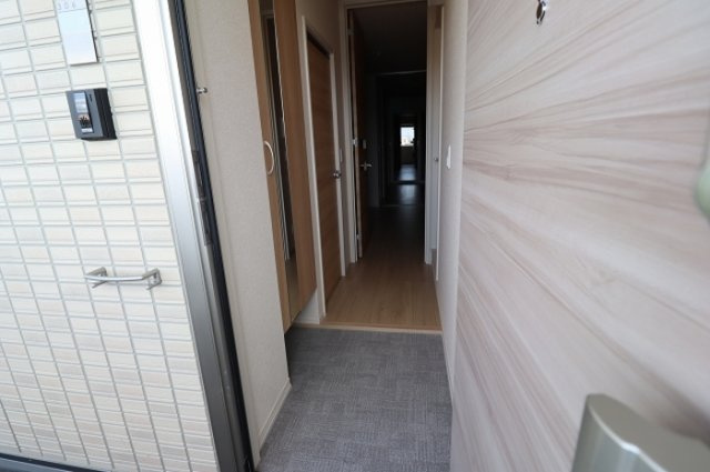 ロード花みずきのエントランス