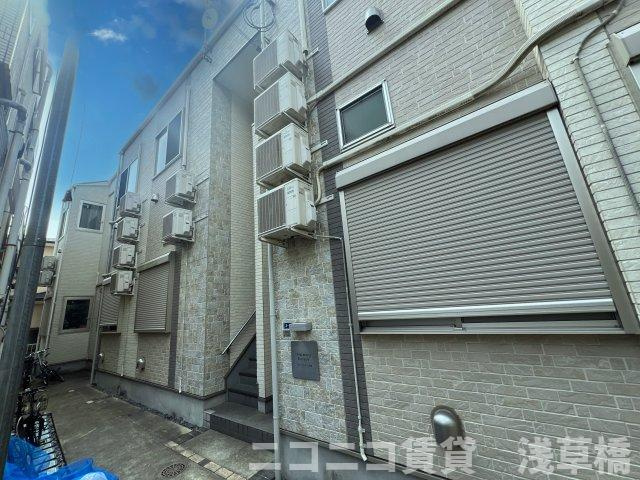 グランフィオーレ本町の外観