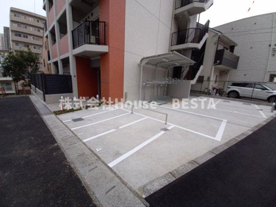 【駐車場】 | ファーストフィオーレ神戸元町ディモーラ