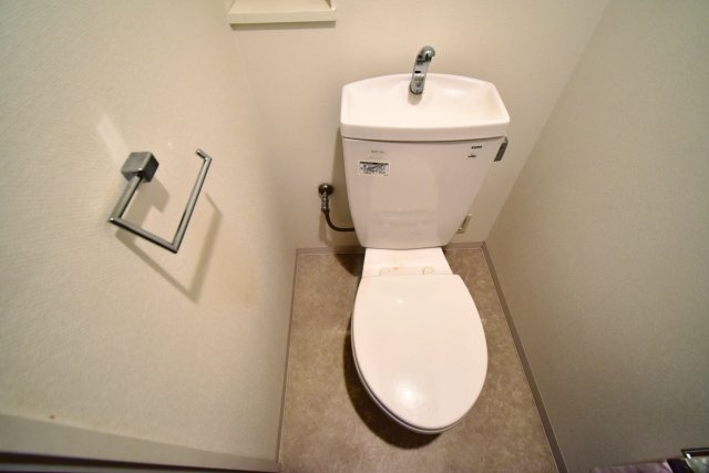 甲子園三番町ハイツのトイレ
