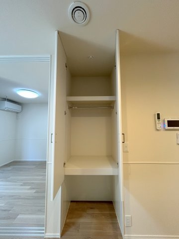 ＣＲＥＳＴ　ＯＩＺＵＭＩの収納