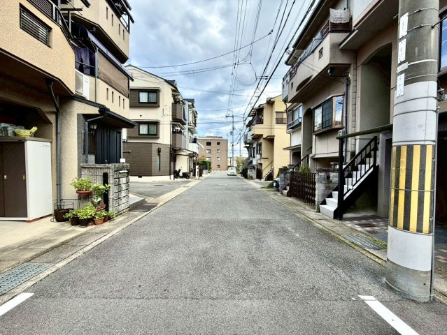 松室荒堀町
