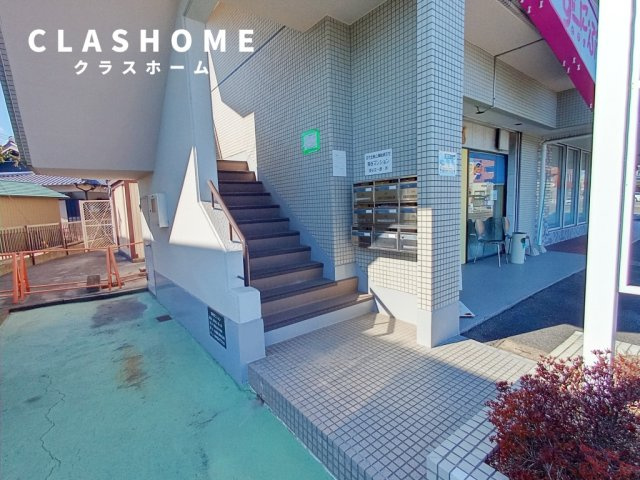 深谷マンション　　刈谷市近郊の賃貸はクラスホーム刈谷店のエントランス