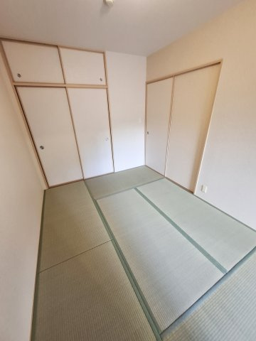 甲子園三番町ハイツの和室