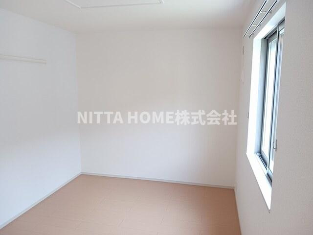 グレイスフルライフの内装|こちらの洋室は6帖です◇