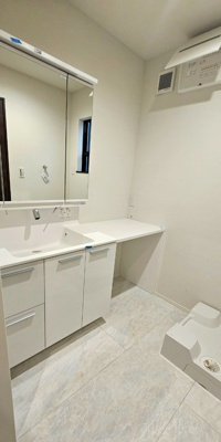 【洗面所】 | 多摩川1丁目新築戸建3号棟 | 2025年8月撮影