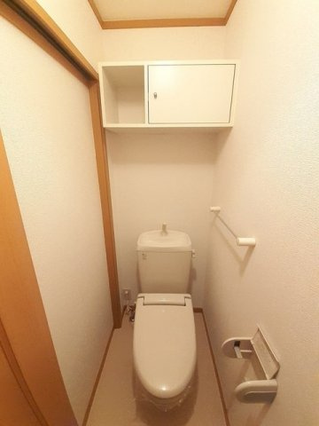 アルモニー，ＫＳのトイレ|落ち着いた色調のトイレです