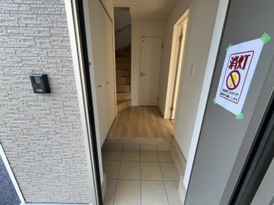 【玄関】 | 【20万円ｷｬｯｼｭﾊﾞｯｸ対象物件】クレーデルガーデン三宅町伴堂第7 全1棟 1号棟