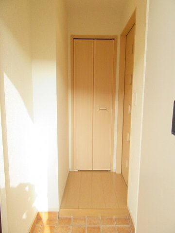 ポンテ　アクア２番館の玄関