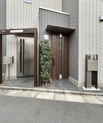 【エントランス】 | ヴォヌールメゾン