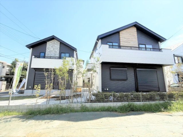 【外観】 | 【仲介手数料３３０万円が無料！！】■喜多見駅９分■陽当り良好■４ＬＤＫ＋車庫