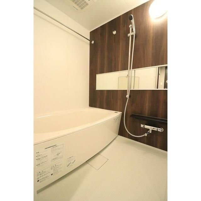 デルックス田端の浴室