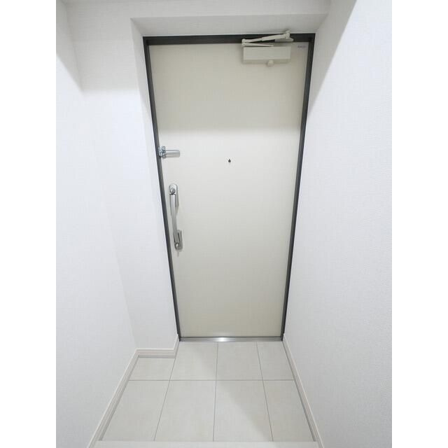 アルファコート王子２の玄関