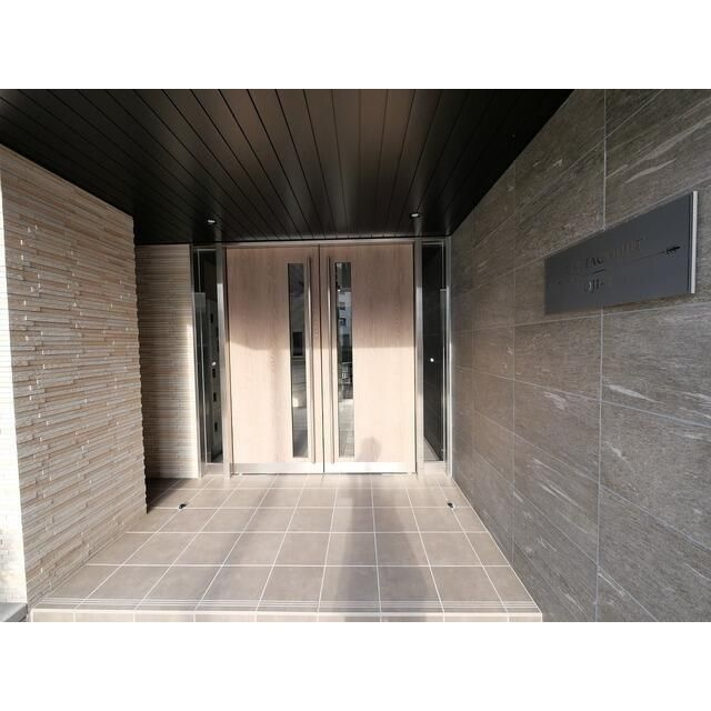 アルファコート王子２のエントランス