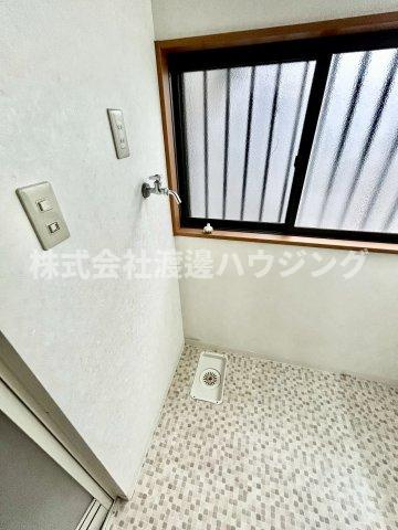 岸部南テラスハウスの設備|室内洗濯機置場