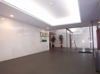 【エントランス】 | 菱和パレス西麻布 | ゆとりのあるエントランスホールです