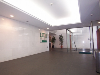 【エントランス】 | 菱和パレス西麻布 | 落ち着いたエントランスです