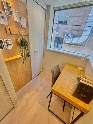 【居間・リビング】 | 菱和パレス西麻布 | 使いやすい家具付き居間です