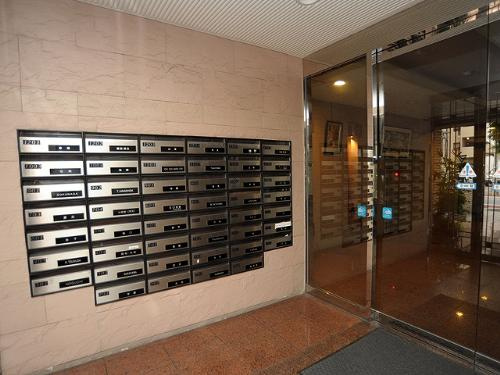 熊本市中央区米屋町１丁目の賃貸マンションのロビー